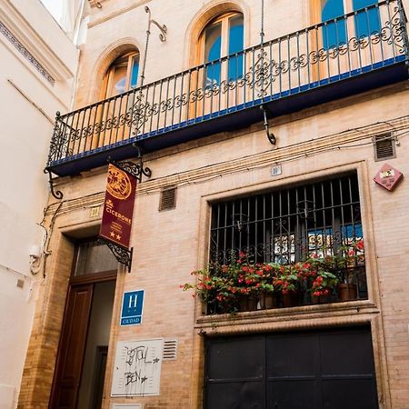 Nuea Cicerone Hotel Sevilla Bagian luar foto