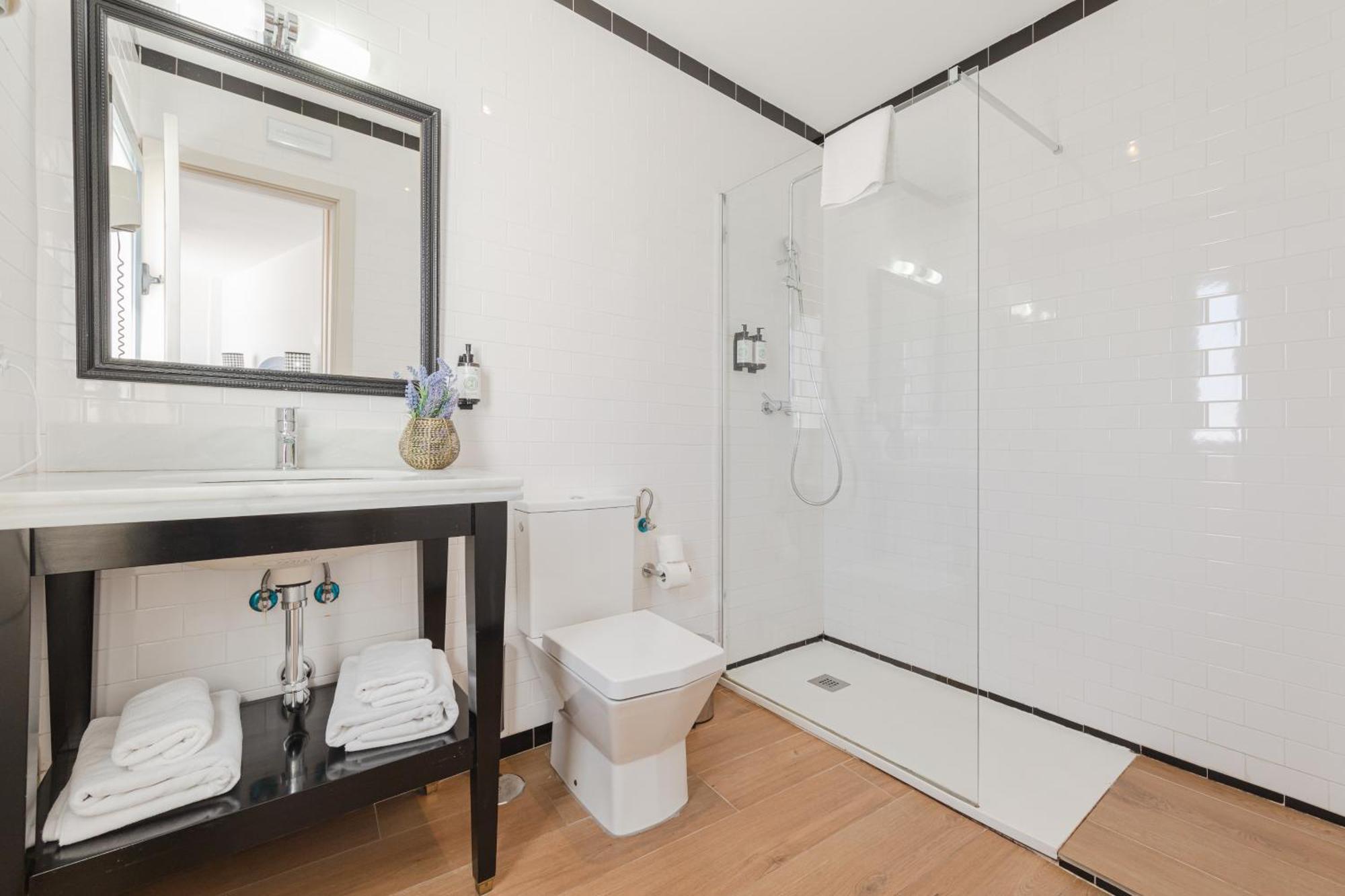 Nuea Cicerone Hotel Sevilla Bagian luar foto