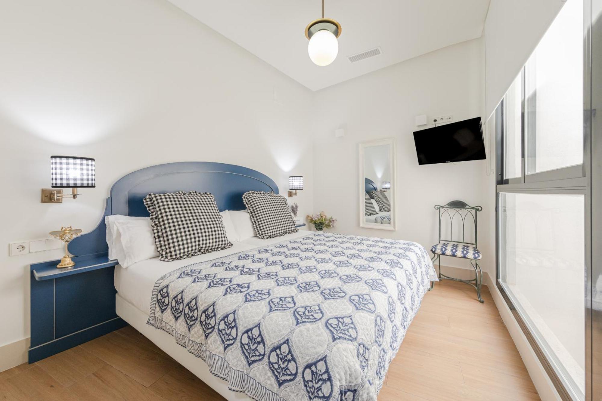 Nuea Cicerone Hotel Sevilla Bagian luar foto