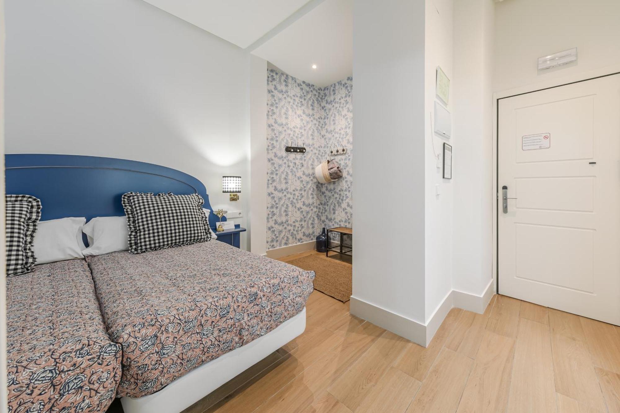 Nuea Cicerone Hotel Sevilla Bagian luar foto