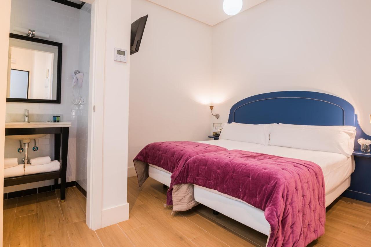 Nuea Cicerone Hotel Sevilla Bagian luar foto